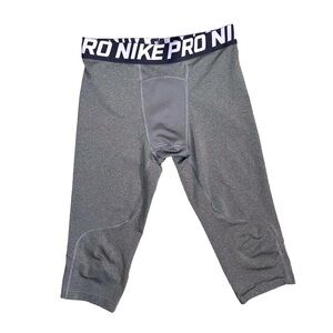 NIKE PRO DriFit boys gray athletic Nike legging Capri pants size medium 10 12